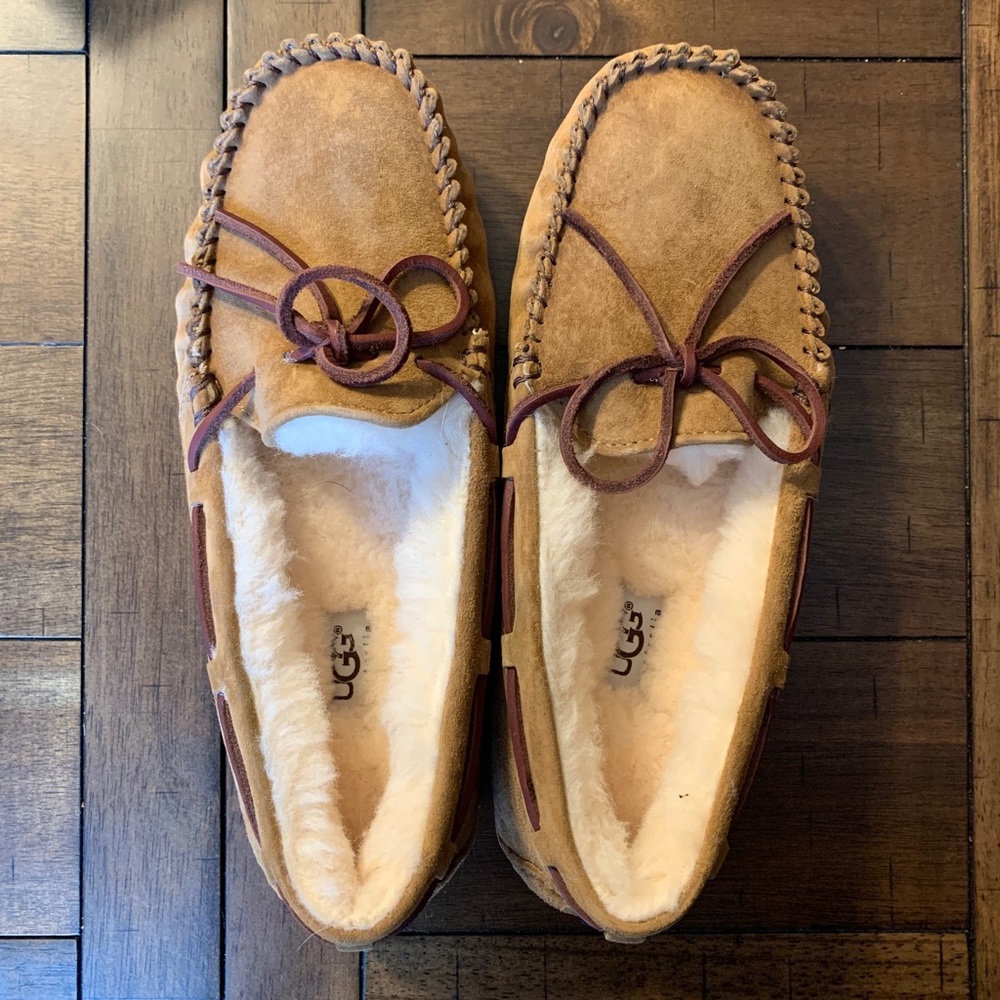 UGG Slippers - BRAND NEW NEVER WORN!